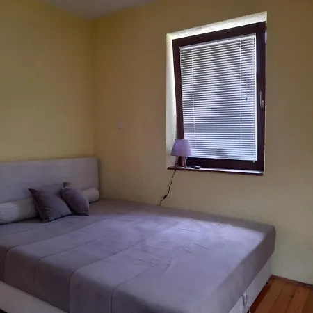 Studio Apartman-Sadrvan 维索科